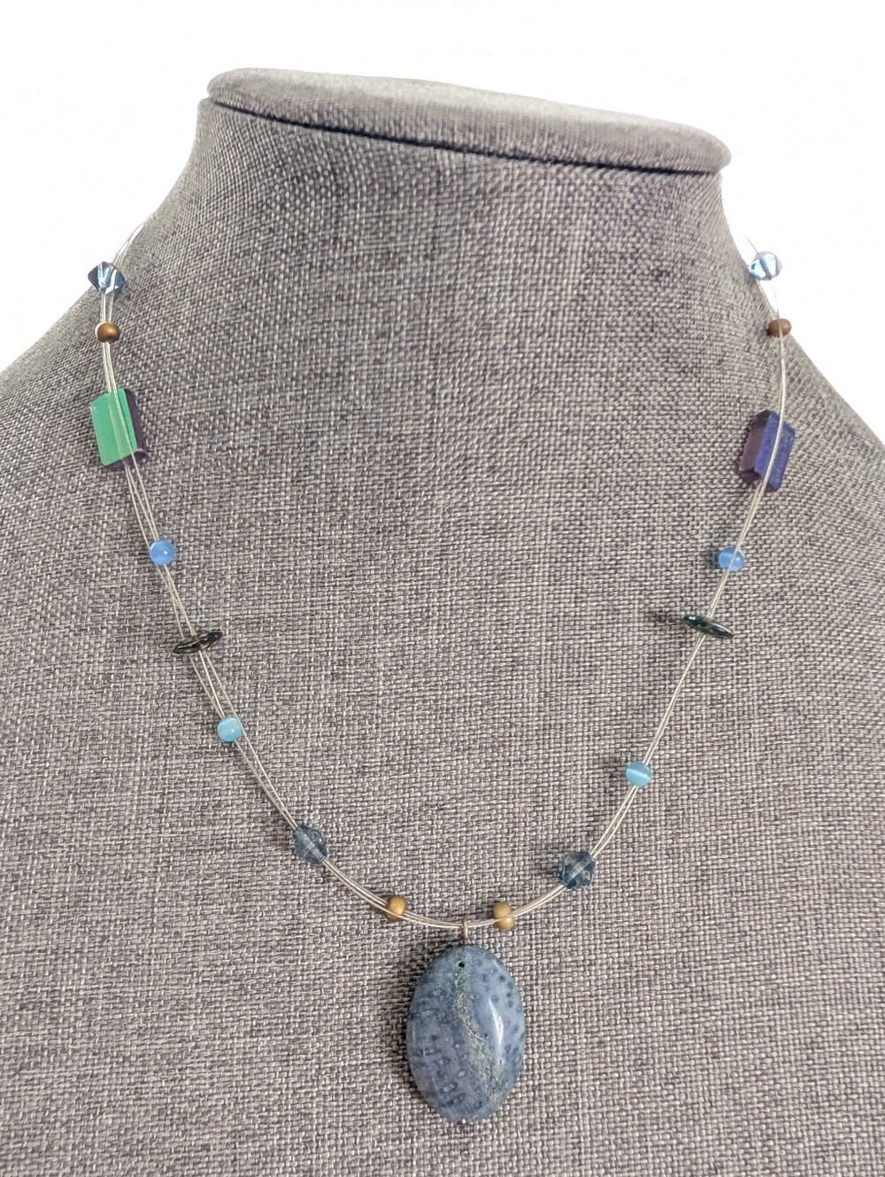 Vintage 90s Art To Wear Glass Bead Blue Coral Pendant Memory Wire Boho Necklace